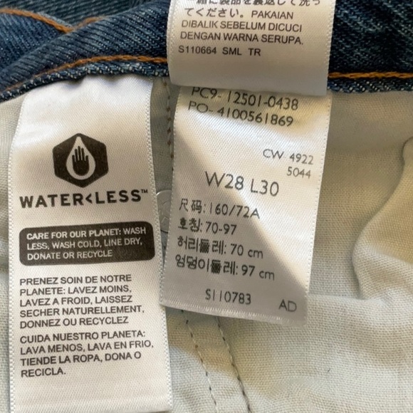 Levi's High Rise Premium Quality Straight Jeans Big E Button Fly Size 28 - Picture 14 of 14